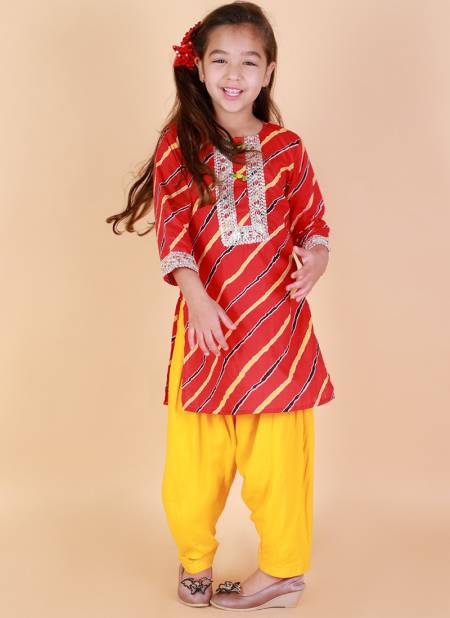 Red Colour KID1 Girls Fancy Wear Leheriya Print Kurti Salwar Suit Collection K21SLG178RDYE